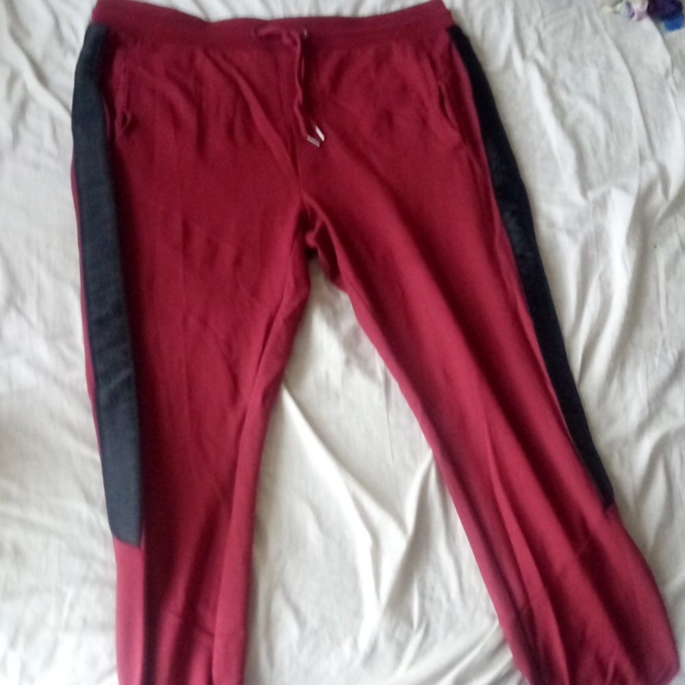 Guess pants
